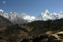 IMG_8104 vor Khumjung Everestview Ama Dablam.jpg